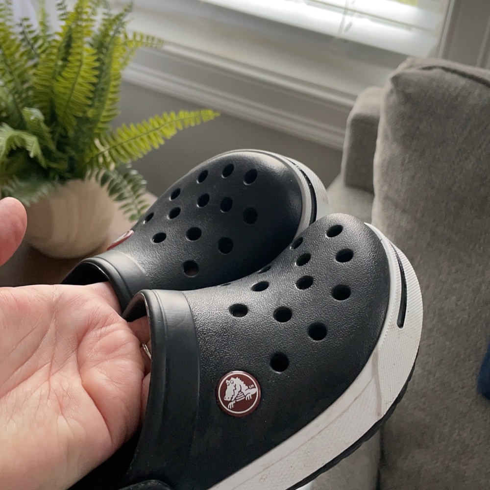 12/13 black crocs worn only a couple times